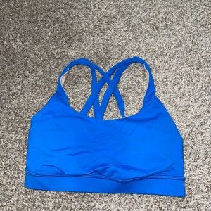 ALMOST BRAND NEW BLUE NILE lululemon sports bra SIZE 4
